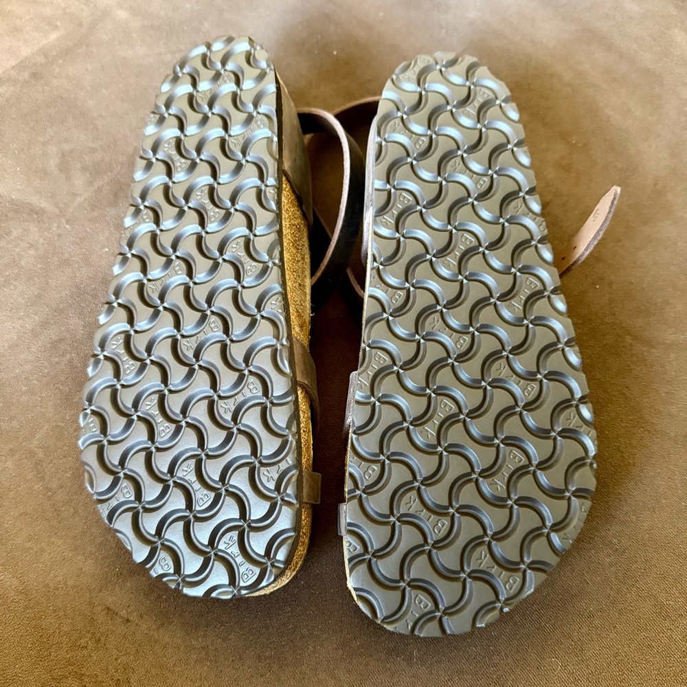 Birkenstock Dark Brown Strappy Sandals brand new! - Picture 3 of 3